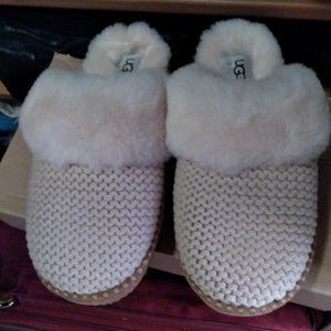 Ugg Aira Knit Cream Slide Slippers 6 w/Box